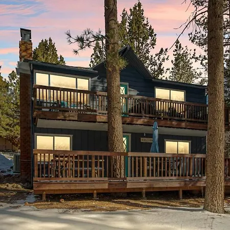 Grizzly Mountain Lodge